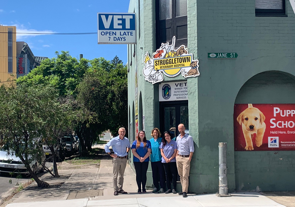 veterinary hospital near me open now