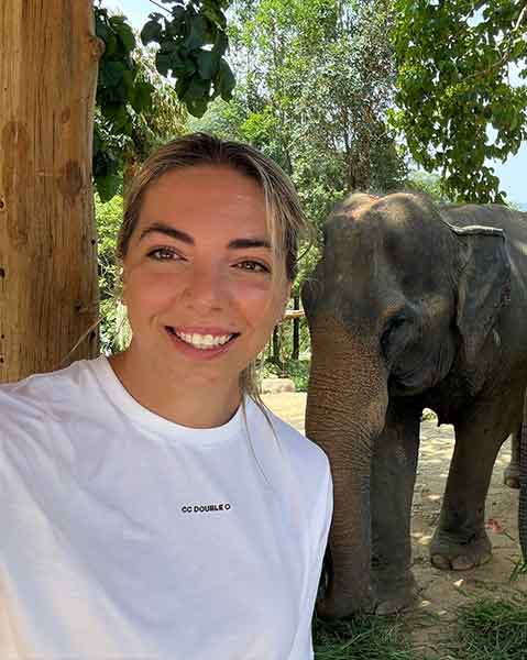 Struggletown Vet - Meet Our Vets - Dr Bryony